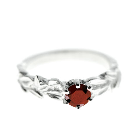 bague solitaire grenat bague solitaire grenat