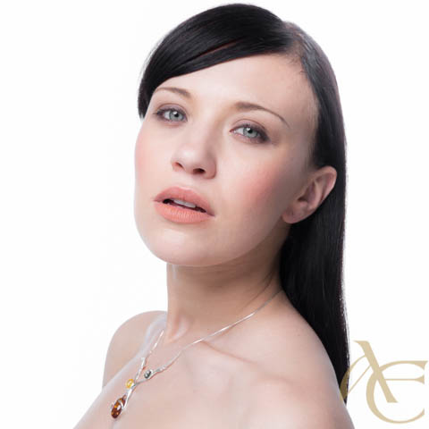 Laïs - collier argent 925eme et ambre cognac/jaune/vert Laïs - collier argent 925eme et ambre cognac/jaune/vert