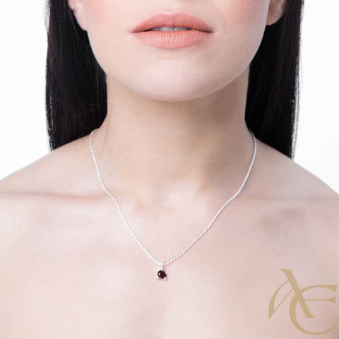 Intense - pendentif argent 925ème et Grenat Intense - pendentif argent 925ème et Grenat