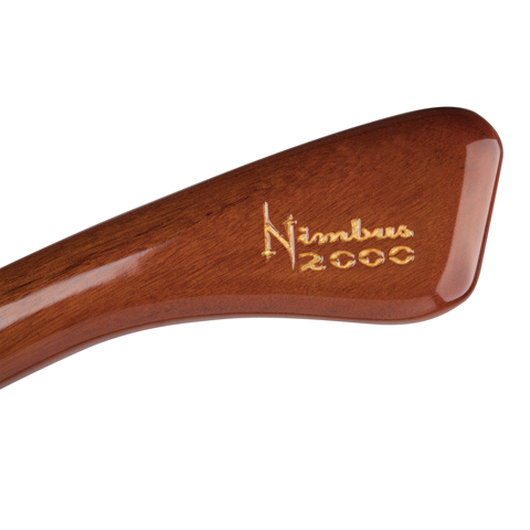 Réplique du balai Nimbus 2000 Réplique du balai Nimbus 2000