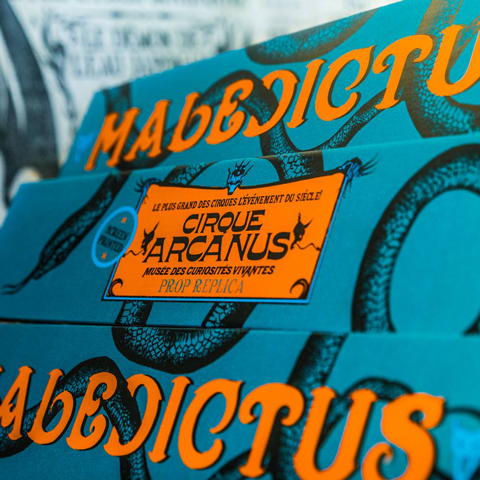 Réplique authentique de l’affiche de Nagini Réplique authentique de l’affiche de Nagini