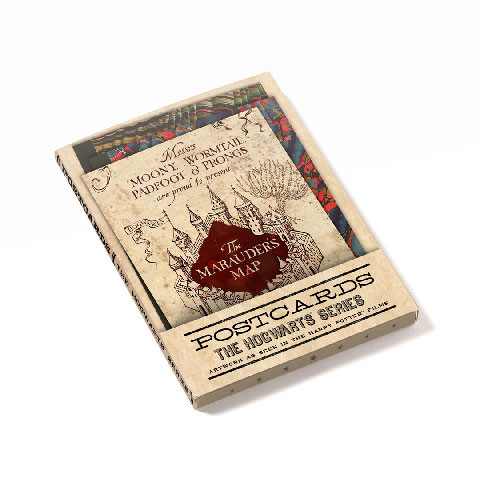 Lot de 20 cartes postales - la série Poudlard Lot de 20 cartes postales - la série Poudlard