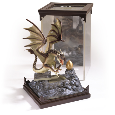 Créatures magiques - Dragon hungarian magyar à pointes - Figurines Harry Potter Créatures magiques - Dragon hungarian magyar à pointes - Figurines Harry Potter