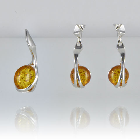 Faolan - Parure pendentif et boucles d'oreilles Faolan - Parure pendentif et boucles d'oreilles